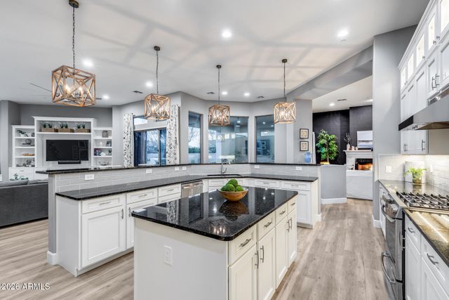 9187 W BAJADA Road, Peoria, AZ 85383