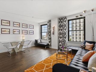 109 N Main St Apt 1003, Memphis, TN 38103