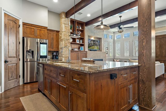 2002 Kinney Ave B, Austin, TX 78704