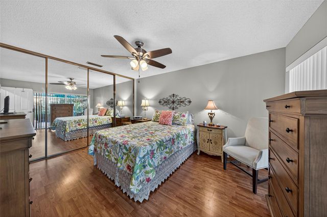 3004 Lakemont Court, Palm Beach Gardens, FL 33403