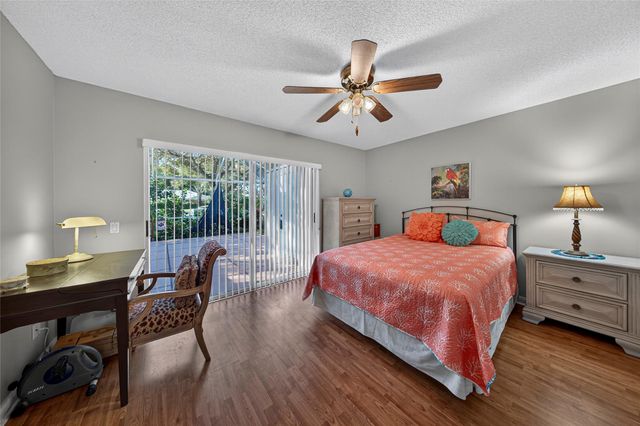 3004 Lakemont Court, Palm Beach Gardens, FL 33403