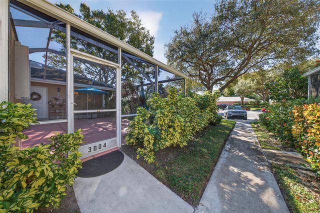 3004 Lakemont Court, Palm Beach Gardens, FL 33403