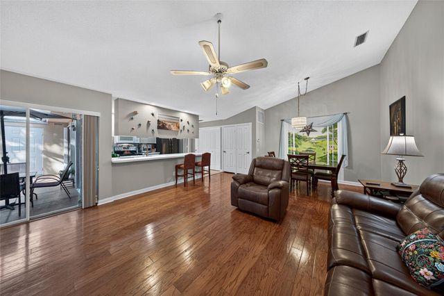 3004 Lakemont Court, Palm Beach Gardens, FL 33403