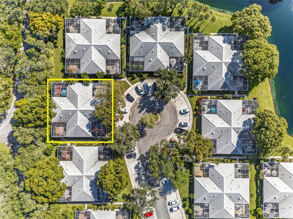 3004 Lakemont Court, Palm Beach Gardens, FL 33403