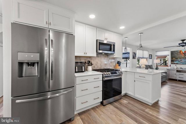 201 E 18TH ST, Long Beach Township, NJ 08008