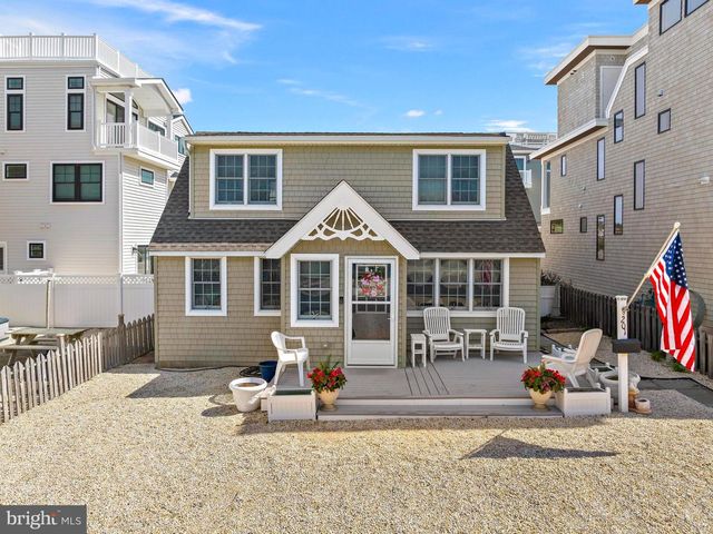 201 E 18TH ST, Long Beach Township, NJ 08008