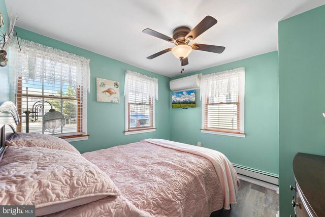201 E 18TH ST, Long Beach Township, NJ 08008