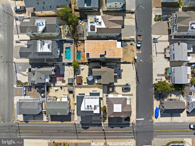 201 E 18TH ST, Long Beach Township, NJ 08008