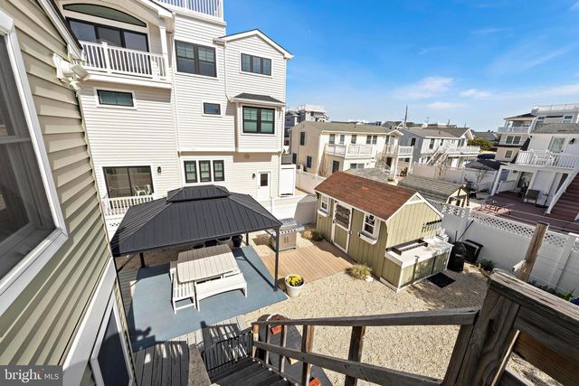 201 E 18TH ST, Long Beach Township, NJ 08008