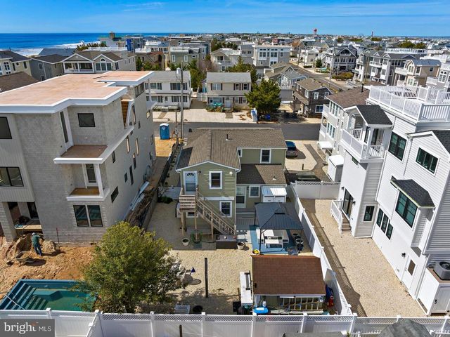 201 E 18TH ST, Long Beach Township, NJ 08008