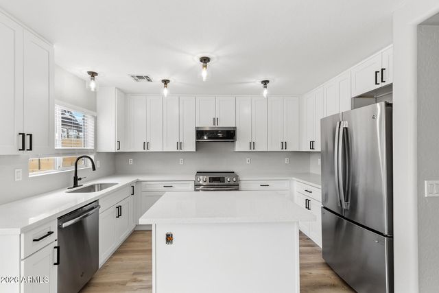 4615 E PINTO VALLEY Road, San Tan Valley, AZ 85143