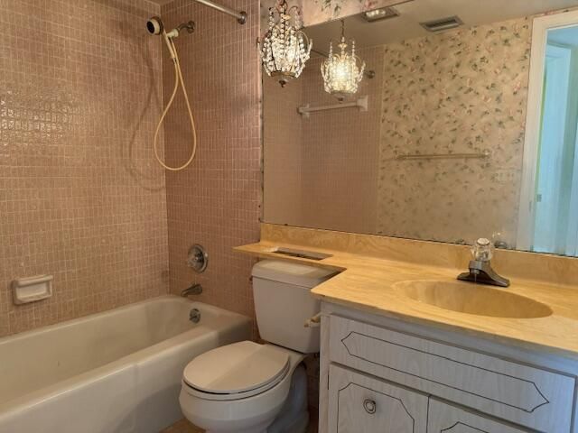 20 Yacht Club Drive 403, North Palm Beach, FL 33408