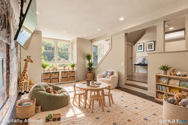 316 Valley Road, Greenwich, CT 06807
