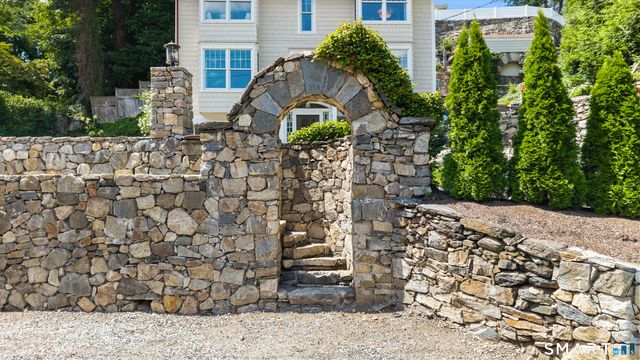 316 Valley Road, Greenwich, CT 06807