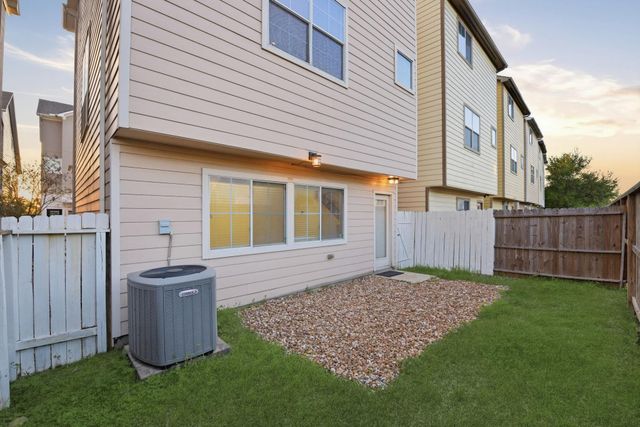 3209 Clearview Circle, Houston, TX 77025