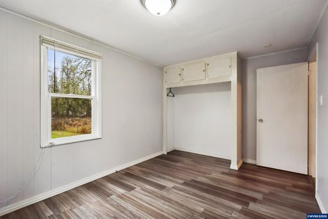 27329 Rowell Hill Rd, Sweet Home, OR 97386