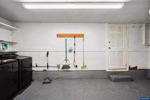 27329 Rowell Hill Rd, Sweet Home, OR 97386