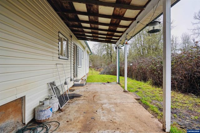 27329 Rowell Hill Rd, Sweet Home, OR 97386