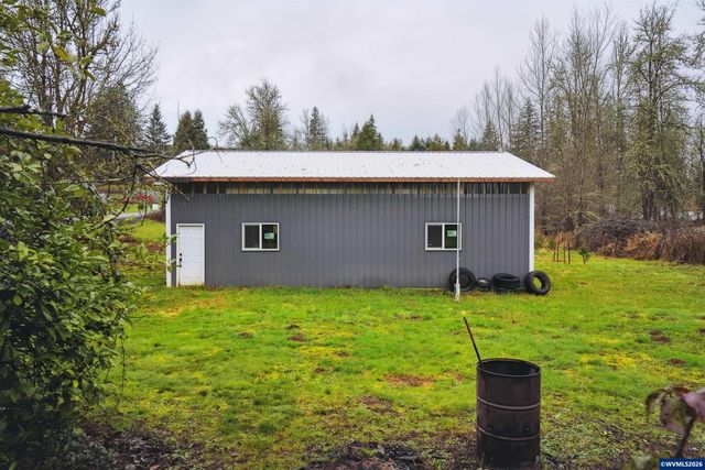 27329 Rowell Hill Rd, Sweet Home, OR 97386