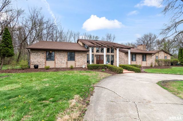 2421 E LAKE SHORE Drive, Springfield, IL 62712