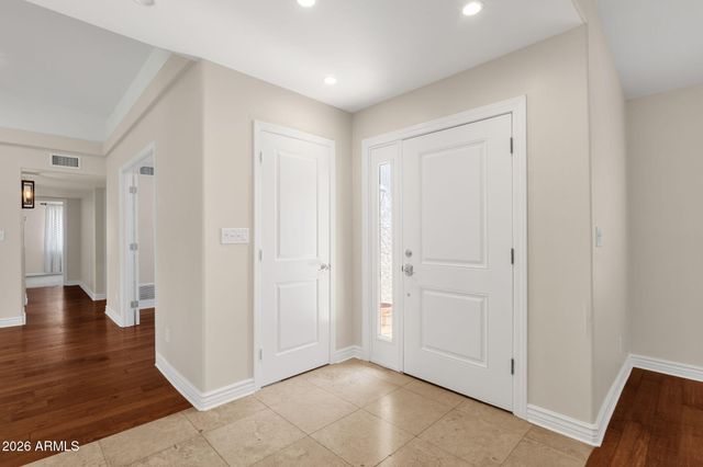 8376 E SAN SALVADOR Drive, Scottsdale, AZ 85258