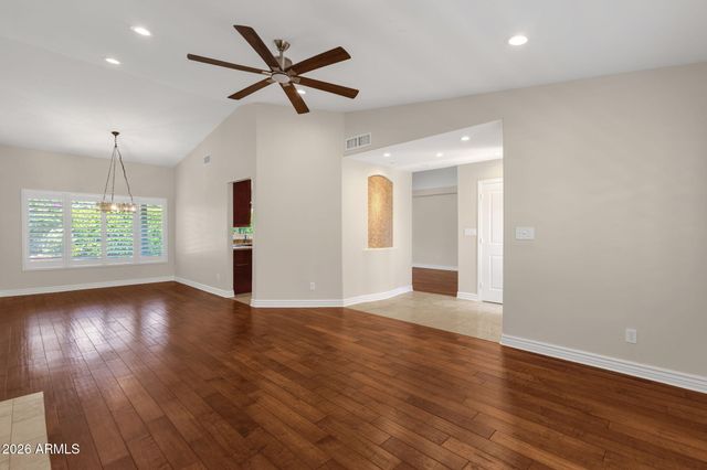 8376 E SAN SALVADOR Drive, Scottsdale, AZ 85258