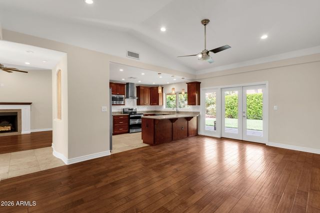 8376 E SAN SALVADOR Drive, Scottsdale, AZ 85258