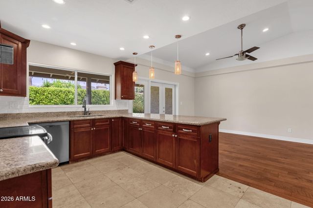 8376 E SAN SALVADOR Drive, Scottsdale, AZ 85258