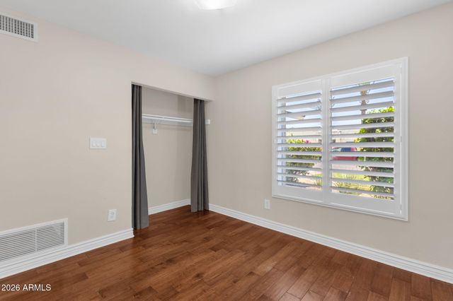 8376 E SAN SALVADOR Drive, Scottsdale, AZ 85258