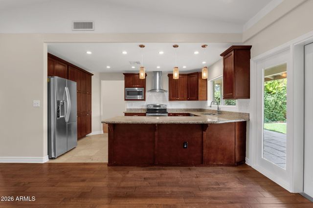 8376 E SAN SALVADOR Drive, Scottsdale, AZ 85258