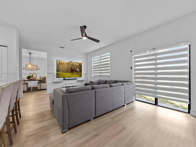 13391 SW 285th St, Homestead, FL 33033