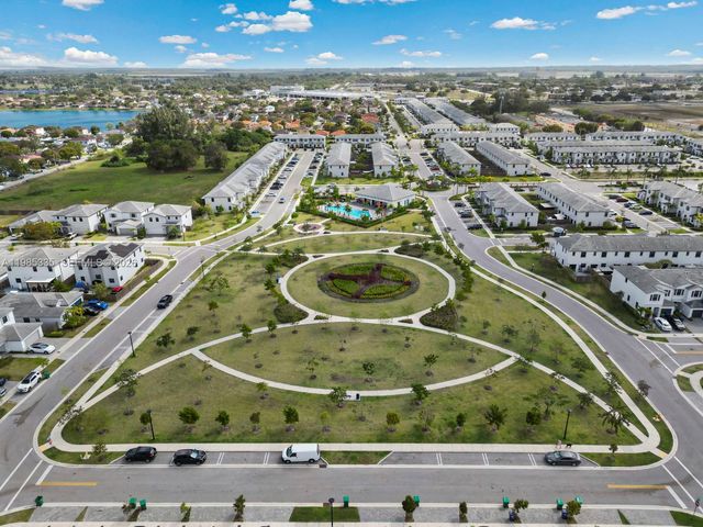 13391 SW 285th St, Homestead, FL 33033