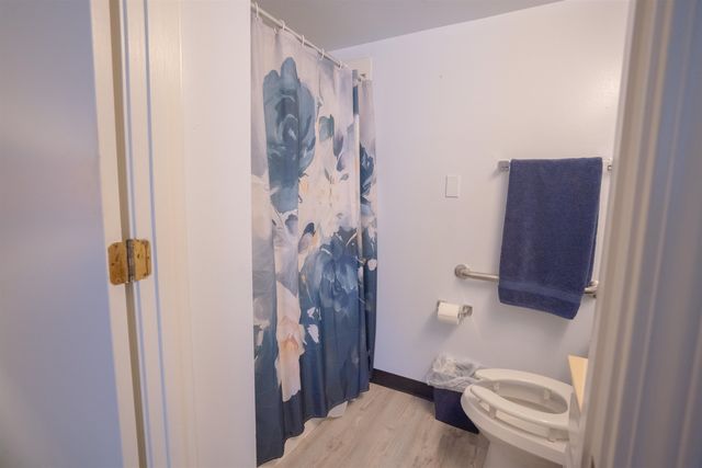 3589 Covington Pike Apt 201, Memphis, TN 38128