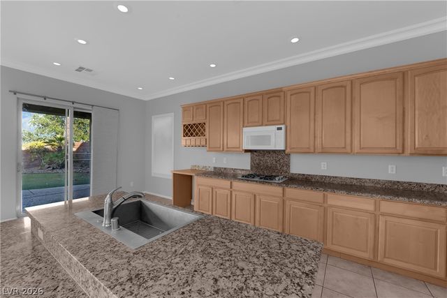 10616 Eagle Nest Street, Las Vegas, NV 89141