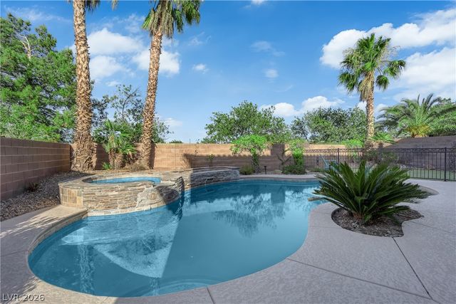 10616 Eagle Nest Street, Las Vegas, NV 89141