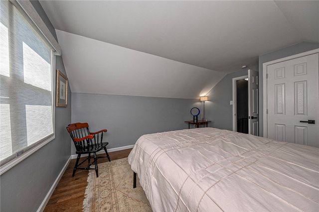 416 Winfred Manor Dr, Bethel Park, PA 15102