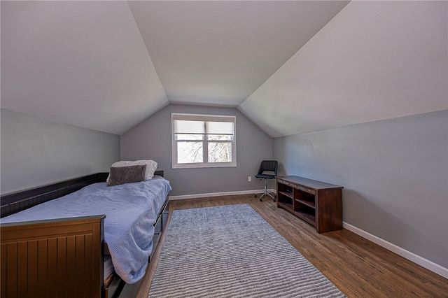 416 Winfred Manor Dr, Bethel Park, PA 15102
