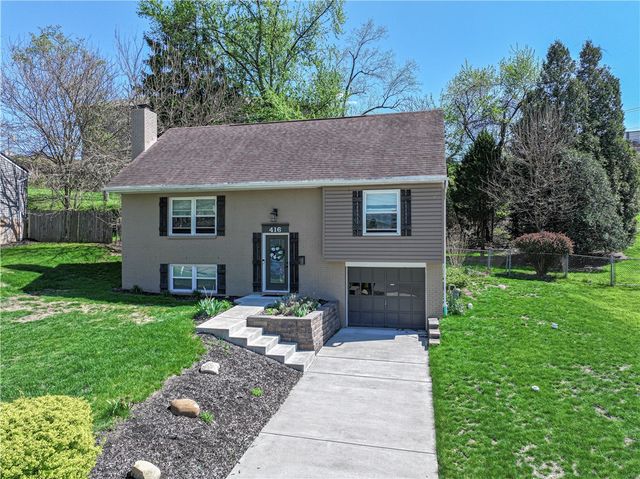 416 Winfred Manor Dr, Bethel Park, PA 15102