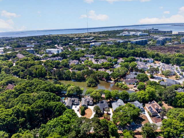 691 Blue Heron Run, Mount Pleasant, SC 29464