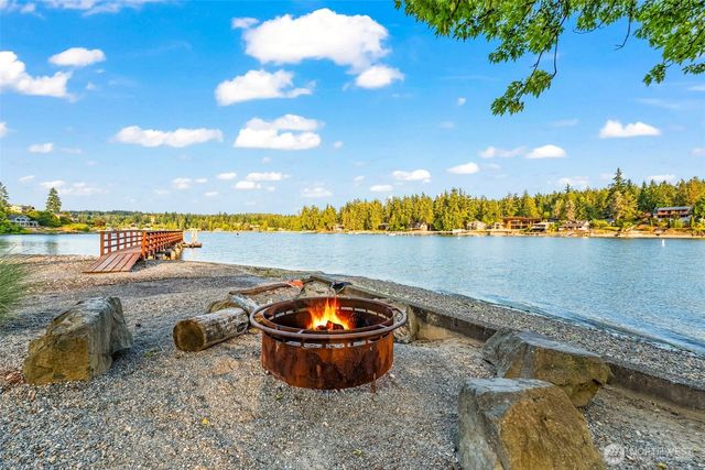 54 Raft Island Drive NW, Gig Harbor, WA 98335