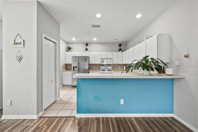 6811 MONARCH PARK DRIVE, Apollo Beach, FL 33572