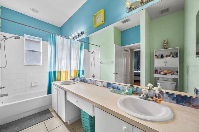 6811 MONARCH PARK DRIVE, Apollo Beach, FL 33572