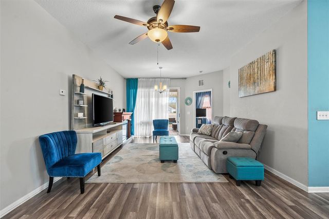 6811 MONARCH PARK DRIVE, Apollo Beach, FL 33572