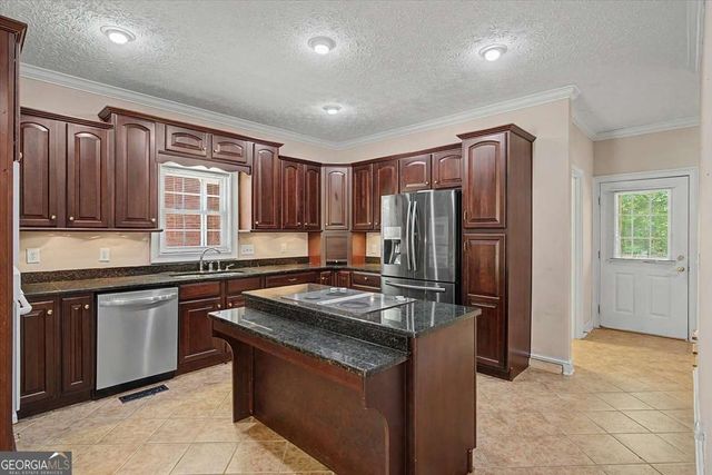 1136 Cole Lake Road, Dallas, GA 30157