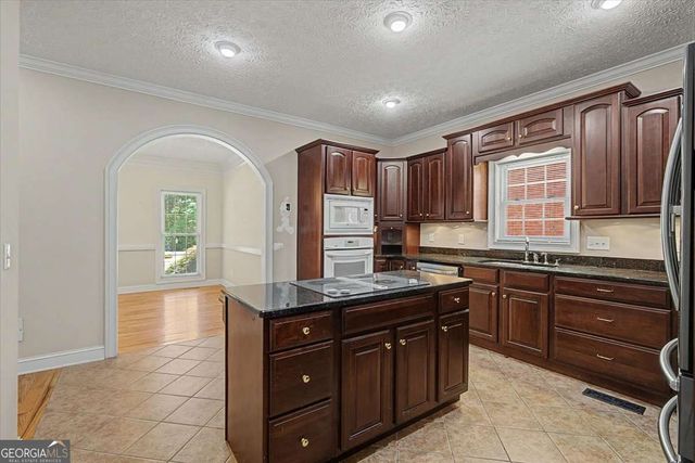 1136 Cole Lake Road, Dallas, GA 30157