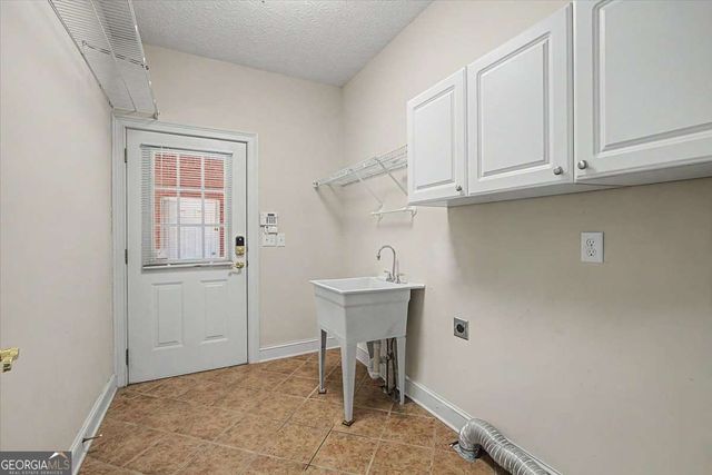 1136 Cole Lake Road, Dallas, GA 30157