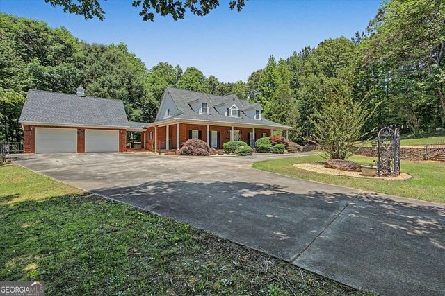 1136 Cole Lake Road, Dallas, GA 30157