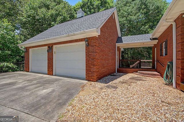 1136 Cole Lake Road, Dallas, GA 30157