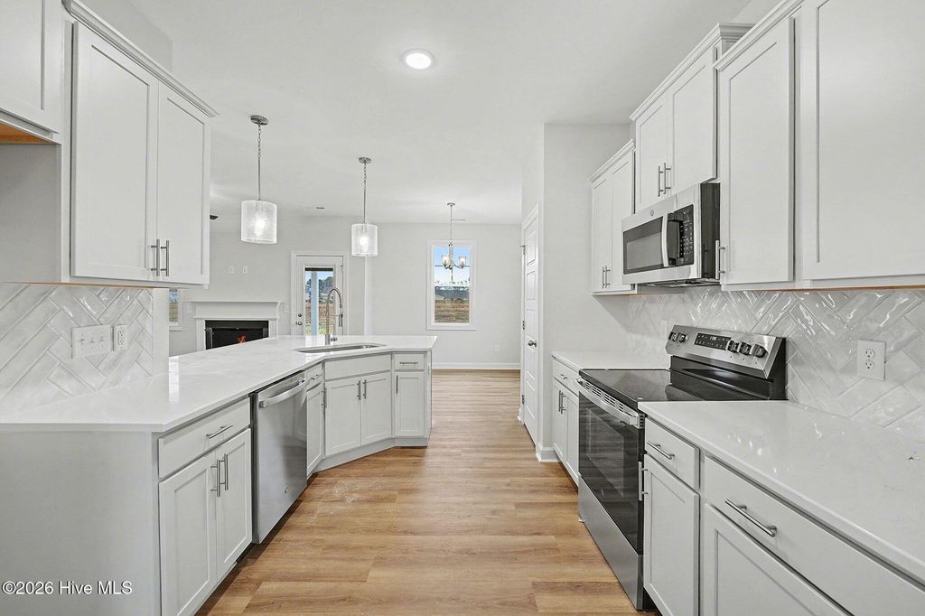 Image 10 of property listing at 300 Hudson Village Drive, La Grange, NC 28551