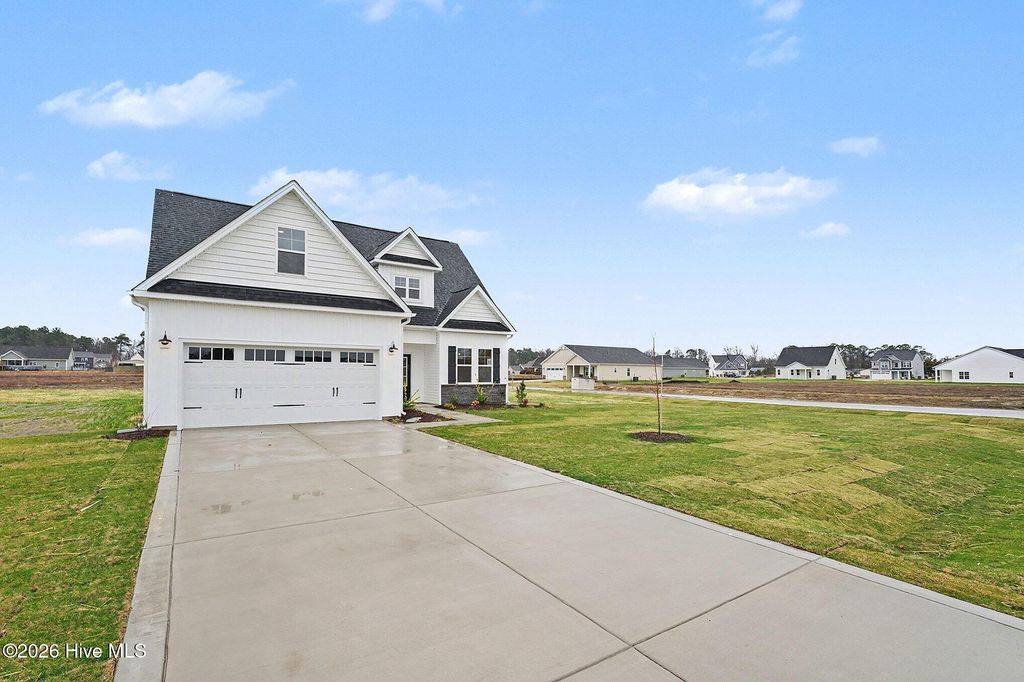 Image 2 of property listing at 300 Hudson Village Drive, La Grange, NC 28551